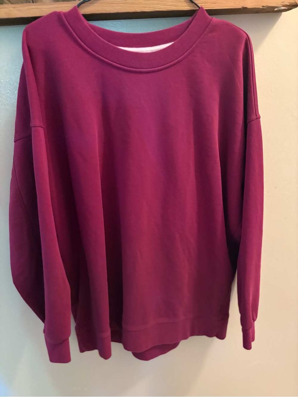 Lululemon Perfectly Oversized Crew Magenta - Picture 2 of 5